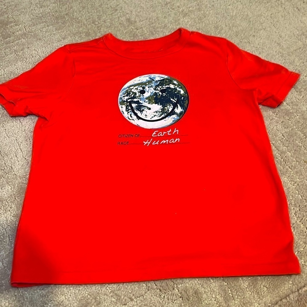Gap Kids orange citizen of earth T-shirt, size small